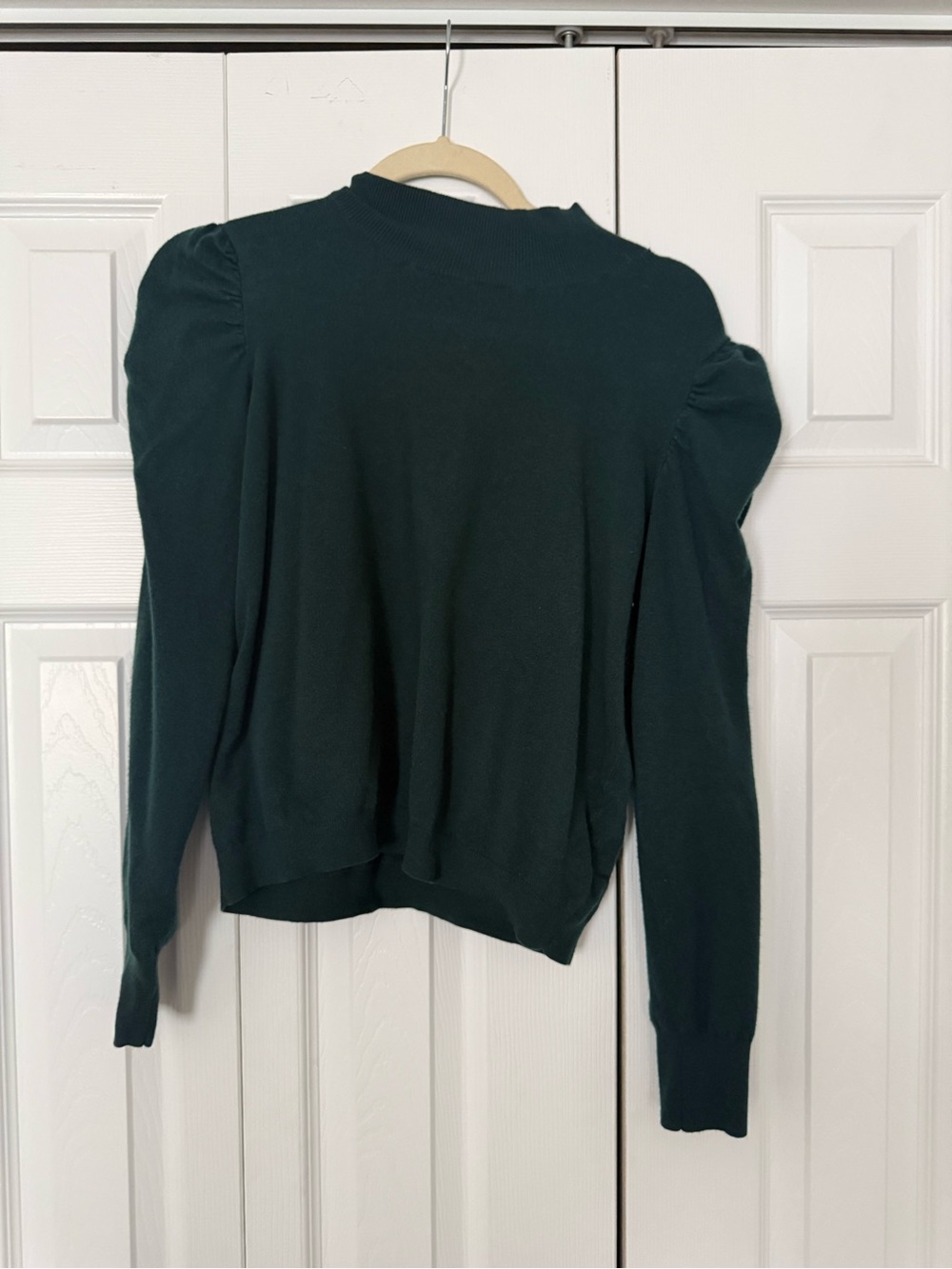 Express Women's Dark Green Puff-Sleeve Sweater Top
